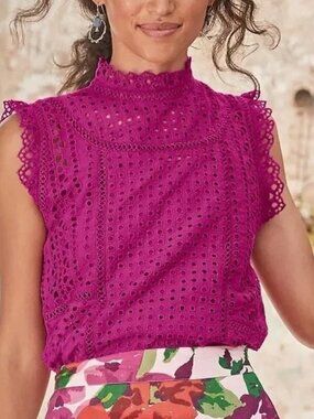 Sundance Lyra Eyelet Top Size XS Fuchsia Sleeveless ruffle Neckline